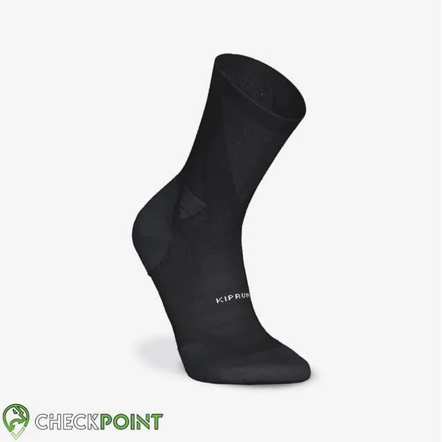 جوراب رانینگ ساق بلند مشکی تک جفت R900 KIPRUN STRAP MAINTIEN
