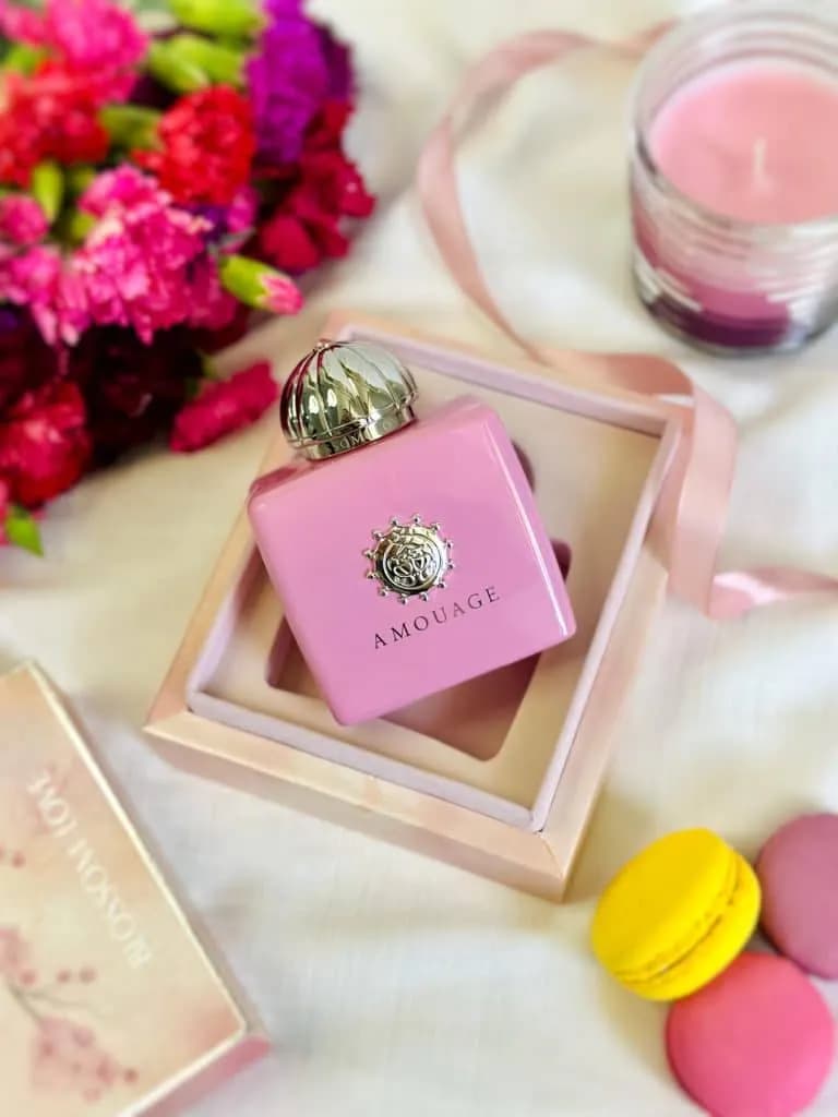 عطر ادکلن آمواج بلوسوم لاو زنانه اصل — تصویر ۶
