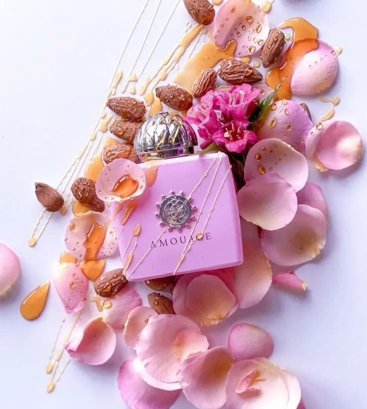 عطر ادکلن آمواج بلوسوم لاو زنانه اصل — تصویر ۴
