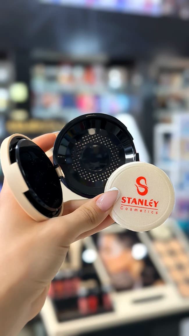 پنکک استنلی مدل PERFECT COVERAGE شماره C50 – پوشش یکدست، فینیش مات و ماندگاری بالا — تصویر ۴