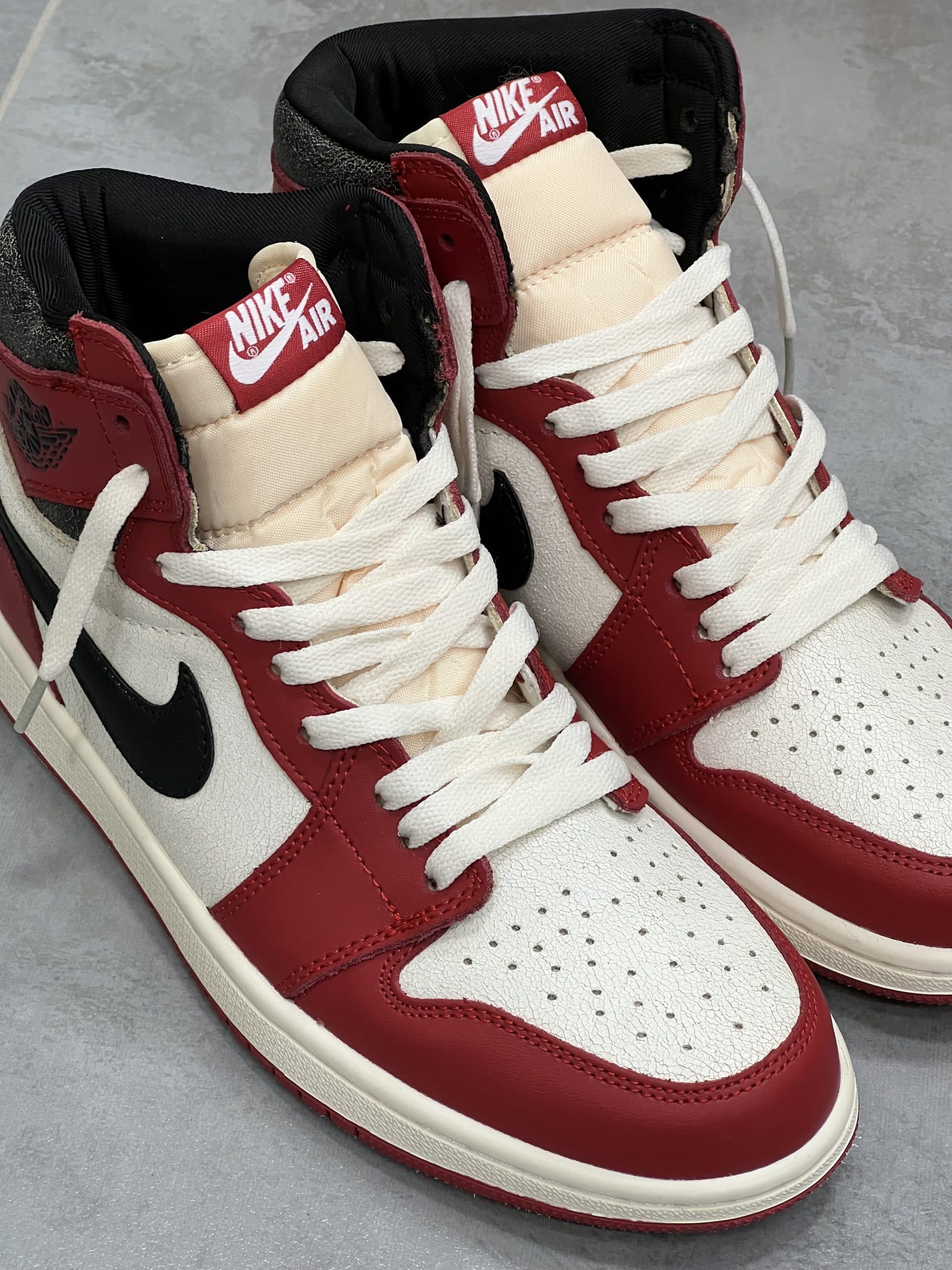 نایک ایر جردن ۱ های شیکاگو NIKE AIR JORDAN 1 HIGH CHICAGO — تصویر ۲