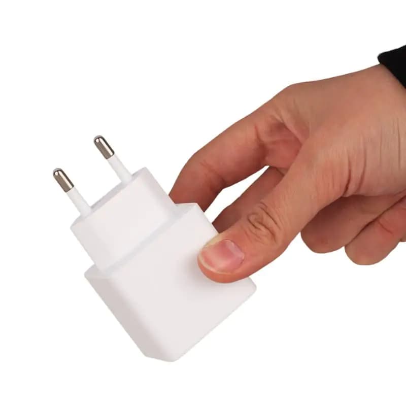 شارژر دیواری 18 وات ارلدام مدل ES-EU45 — تصویر ۵