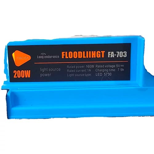 پروژکتور شارژی خورشیدی 200 وات OKGO مدل FA-703 — تصویر ۴