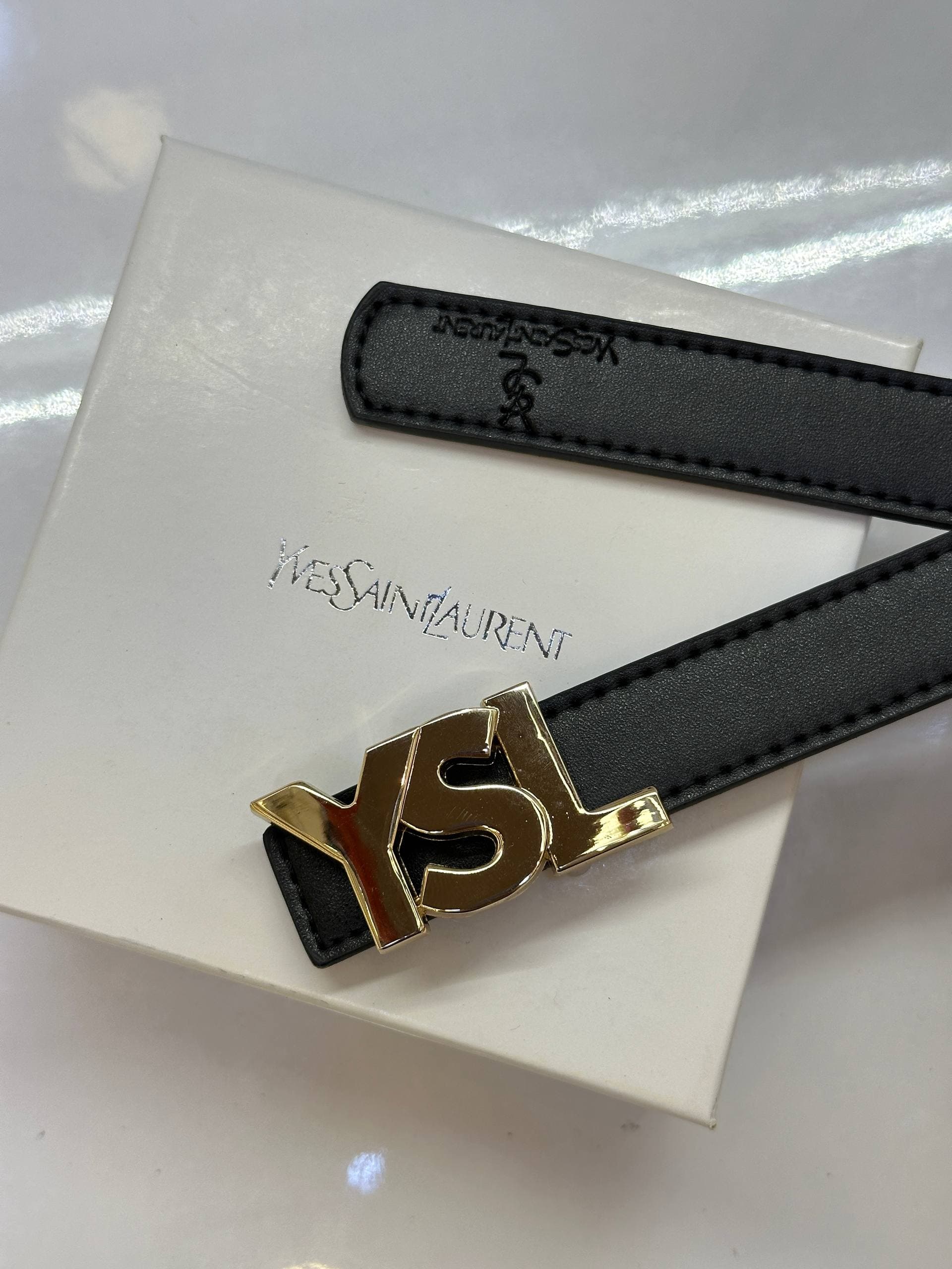 کمربند برند ایوسن لورن Ysl