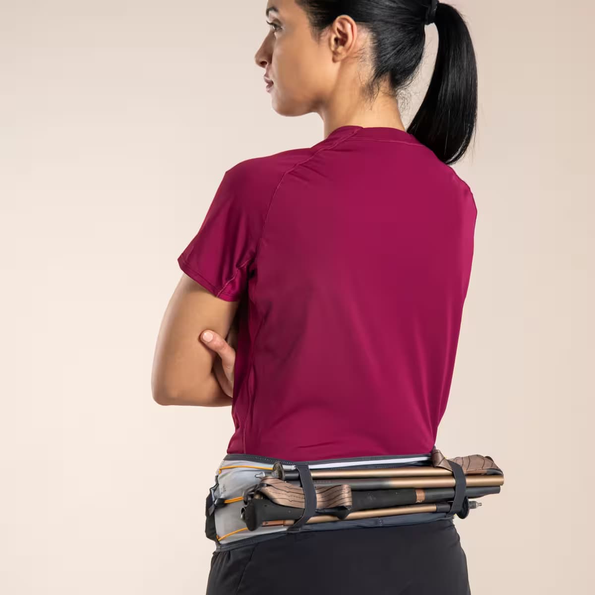 ✅ كمربند تريلرانينگ Kiprun Belt 900 – بزرگسال خاكستري مشكي مديوم/لارج — تصویر ۲