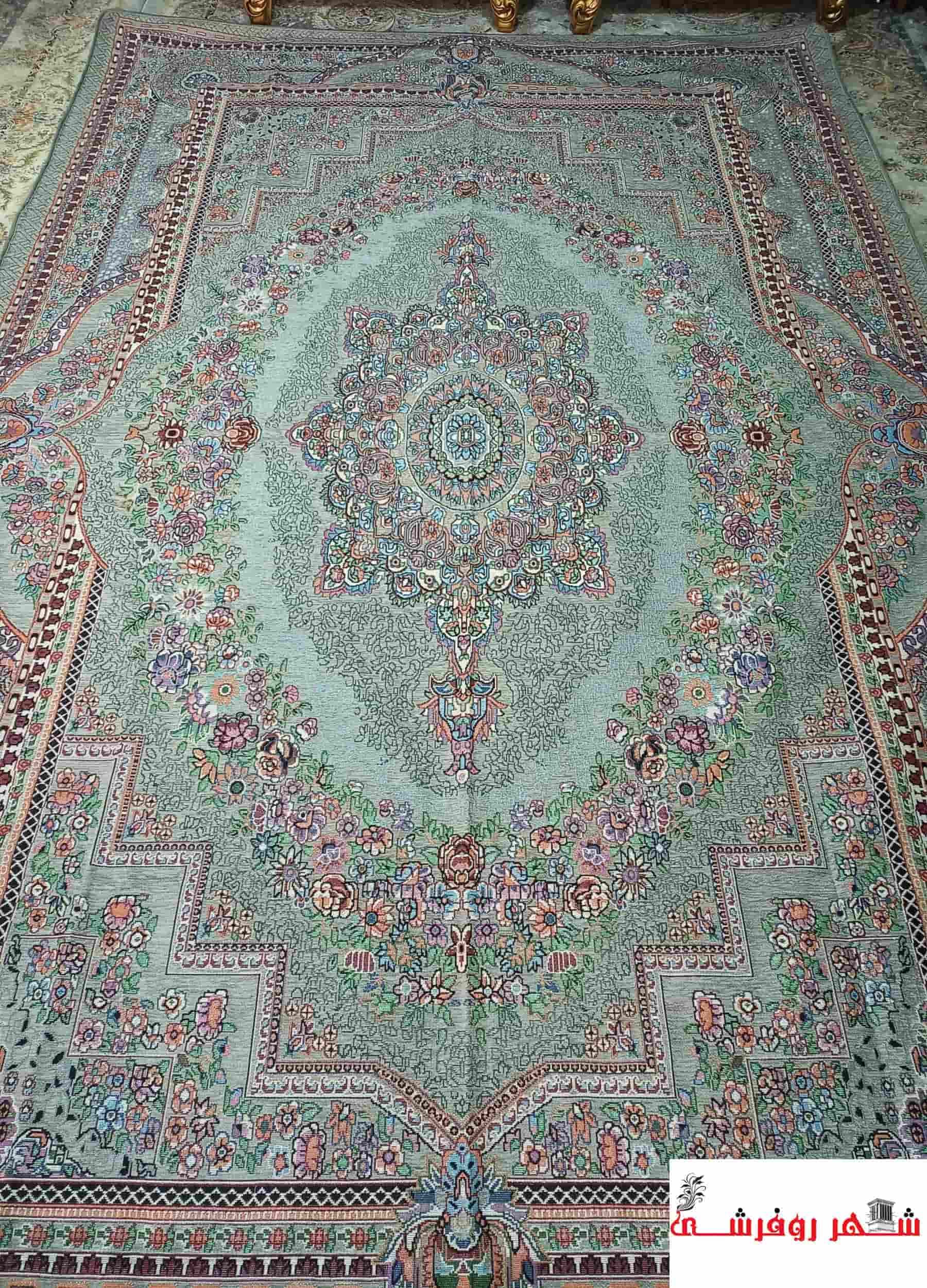 روفرشی یزدی مخمل ابریشم زرکدار شرکت اقبال کد 242 رنگ طوسی — تصویر ۲