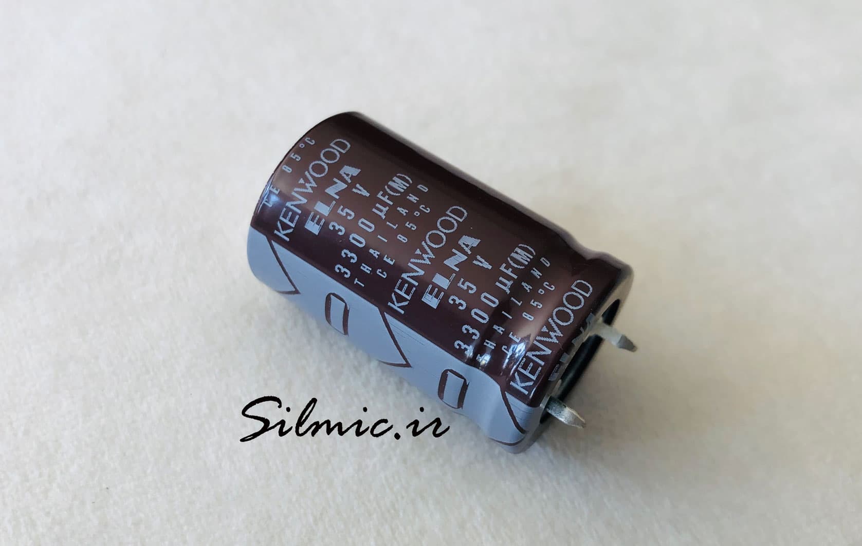 خازن آدیو 3300 میکرو فاراد 35 ولت ELNA KENWOOD سری TONEREX LAO — تصویر ۲