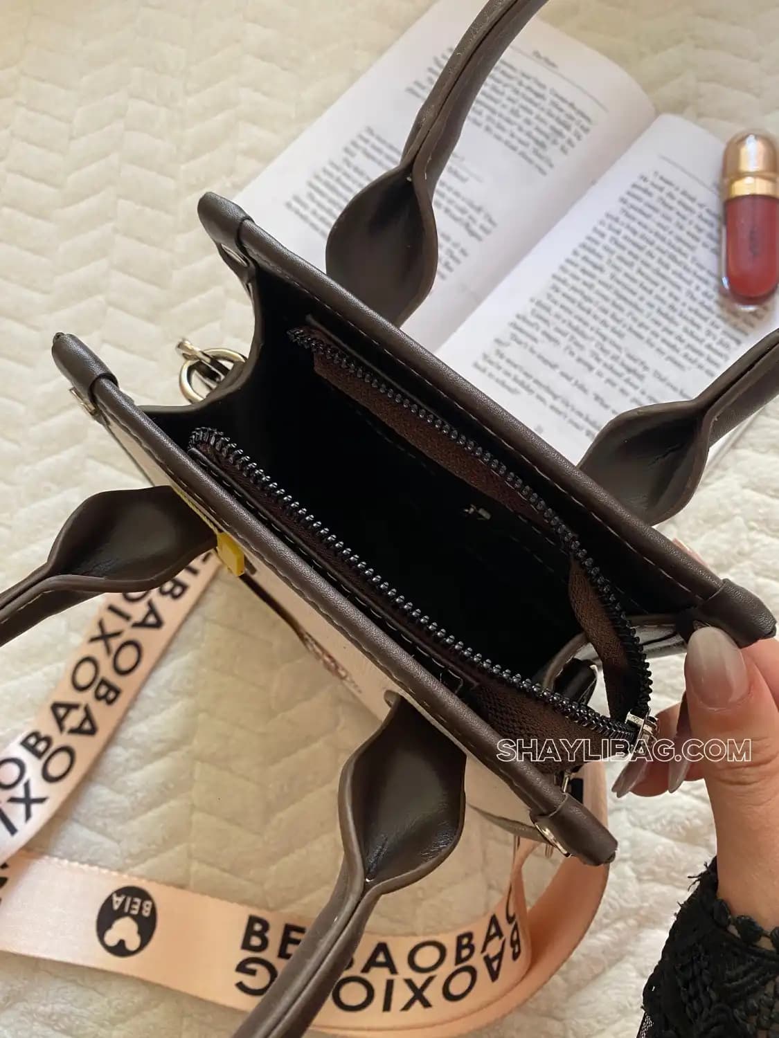 کیف دستی و دوشی زنانه مدل خرس — تصویر ۶