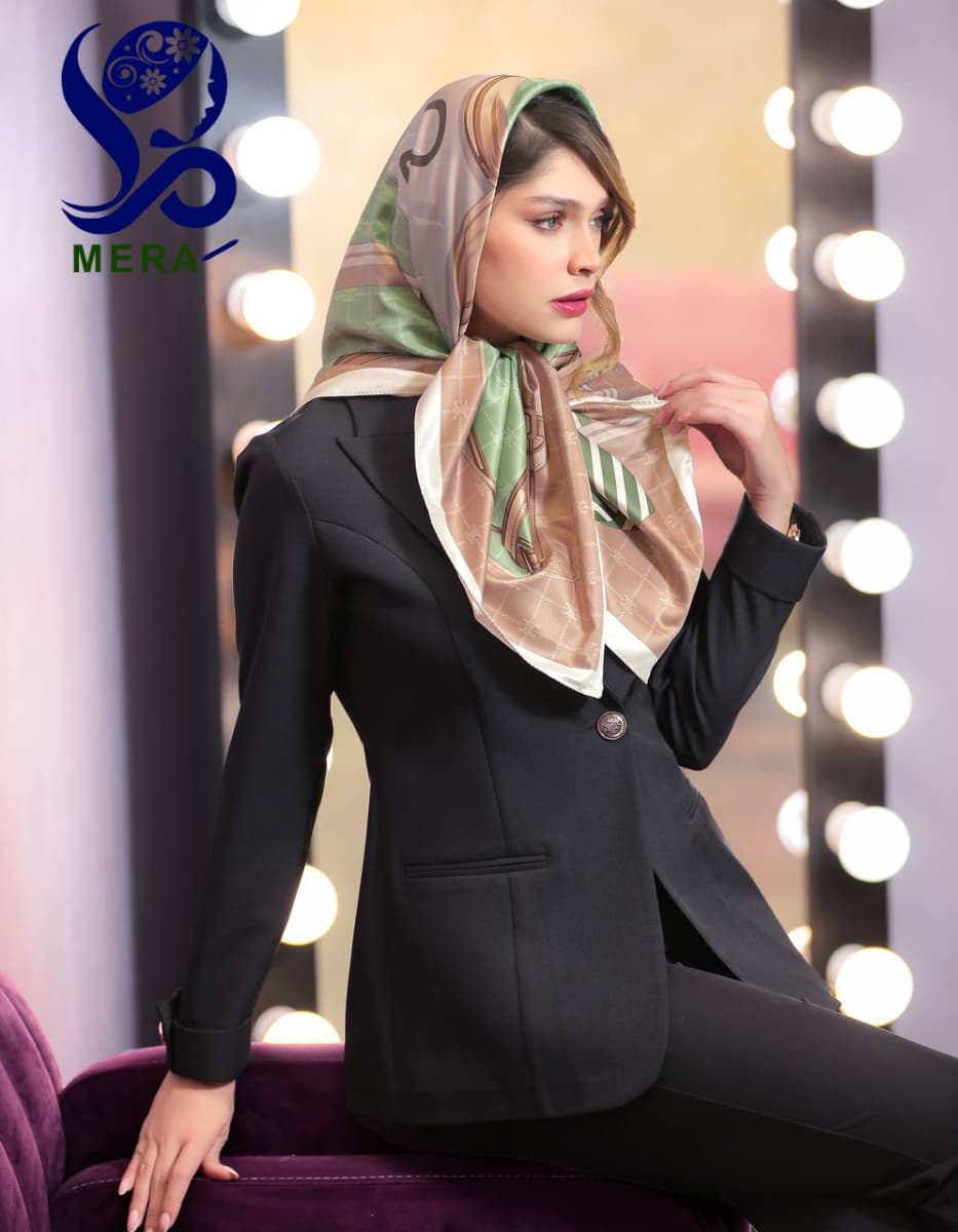 روسری GC طرح قفل (220) — تصویر ۶