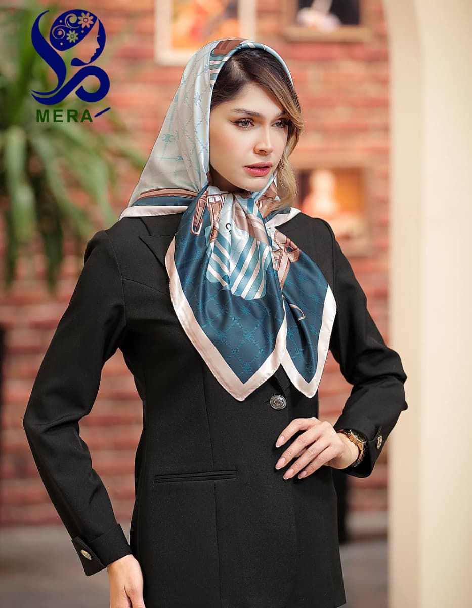 روسری GC طرح قفل (220) — تصویر ۲