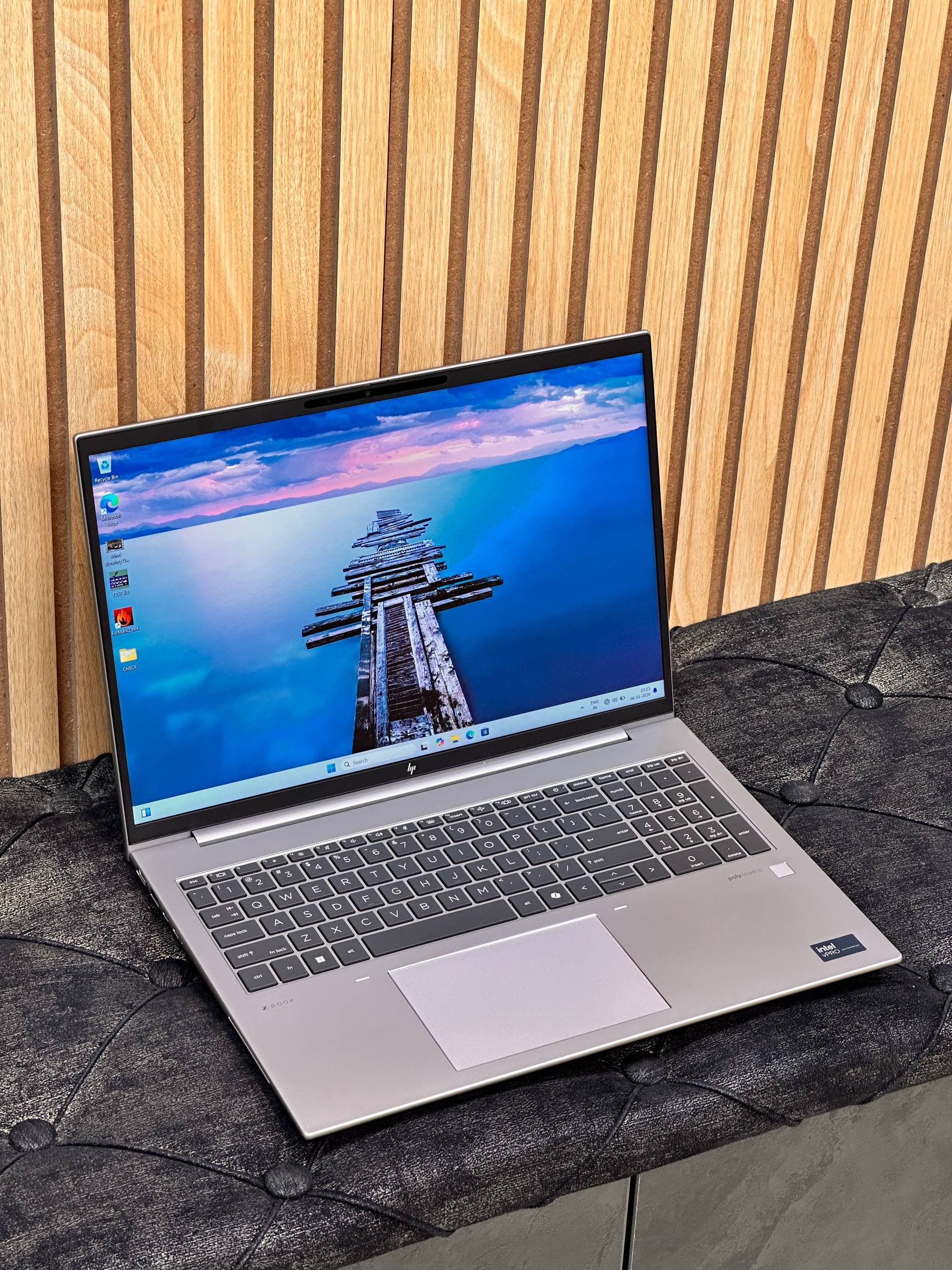 لپ تاپ مهندسی – HP ZBOOK FIREFLY 16 G11 ULTRA7-155H 16GB 1TB 4GB RTX A500 — تصویر ۳