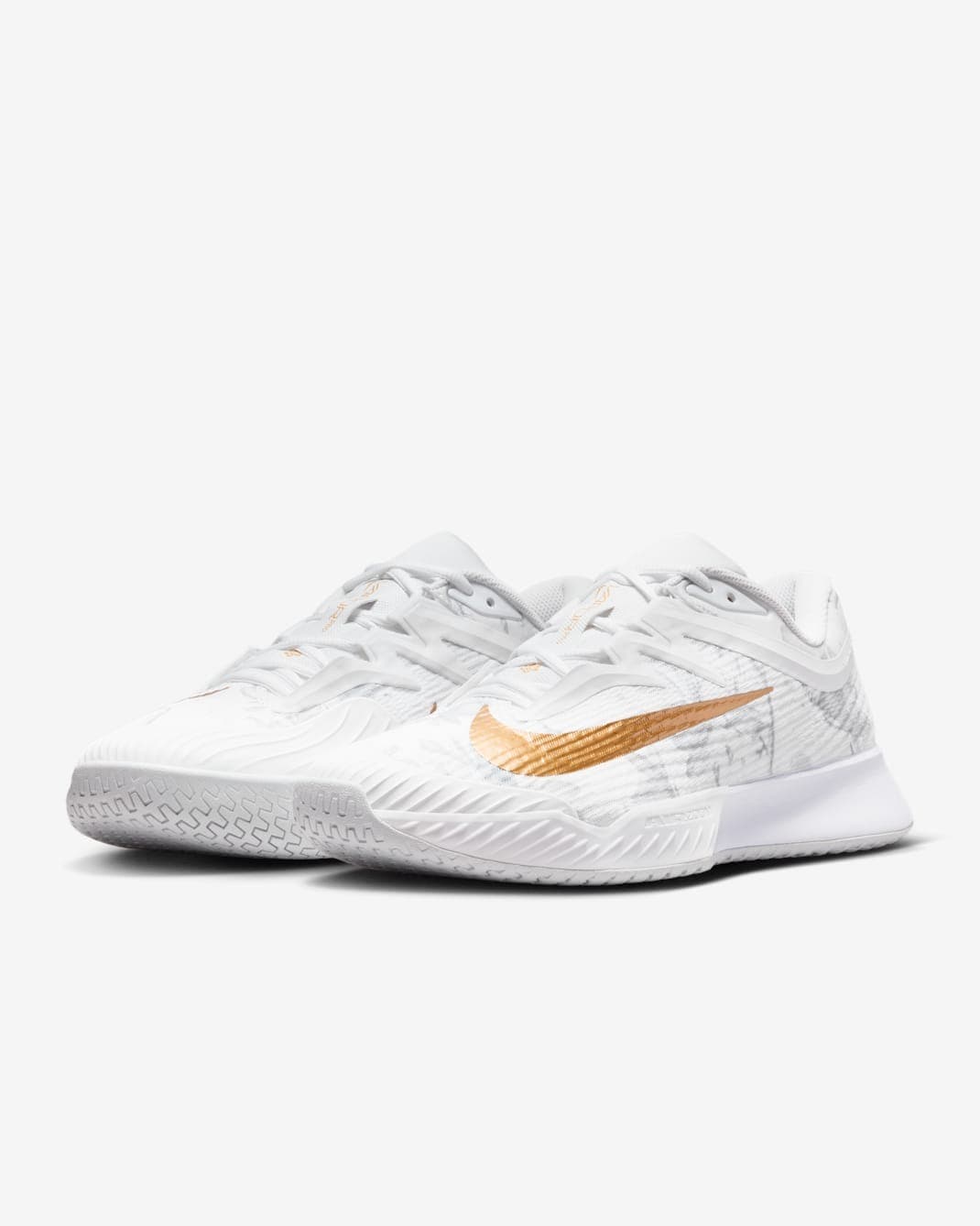 کفش تنیس مردانه نایک Nike Court Vapor Pro 3 PRM Tennis Shoes- سفید/طلایی — تصویر ۵