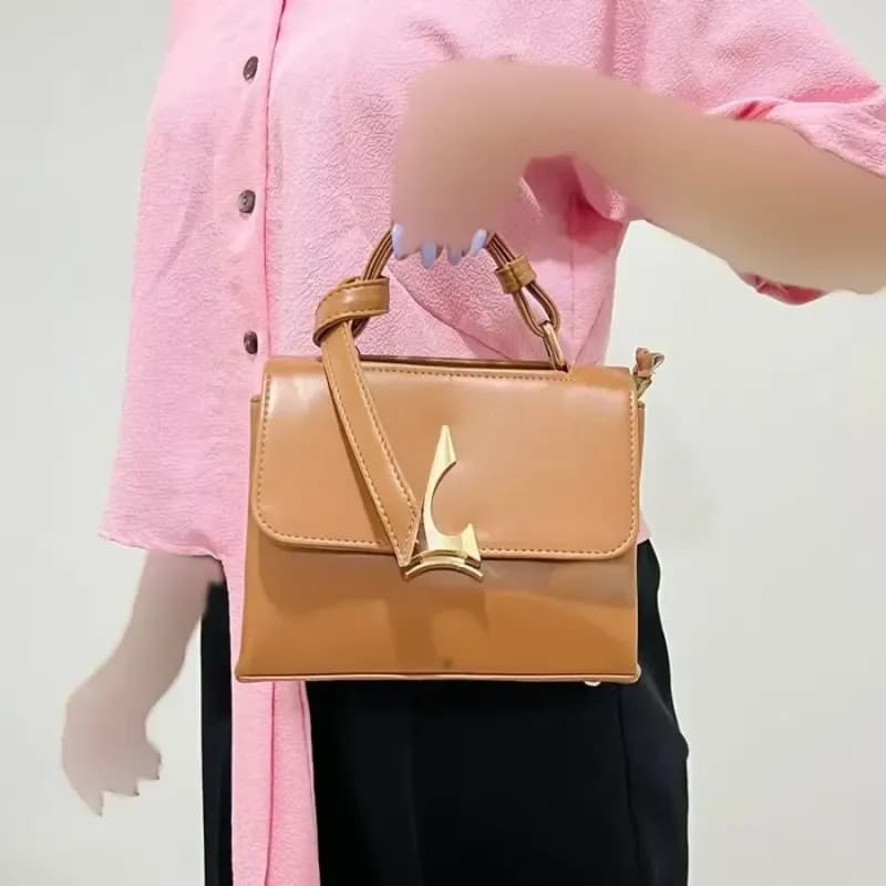 کیف دستی و دوشی زنانه دوزیپ جنس بیاله کد 1383 ابعاد 20x17x11 سانتیمتر — تصویر ۲