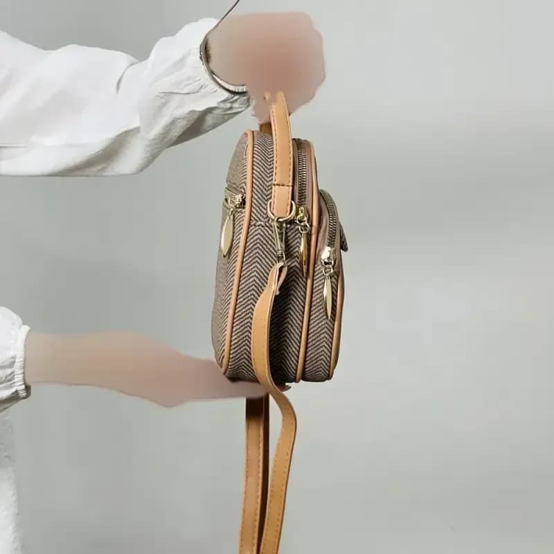 کیف ایستاده زنانه مدل 1141 بند دستی دوشی چرم شرانگ یراق ضد زنگ — تصویر ۸