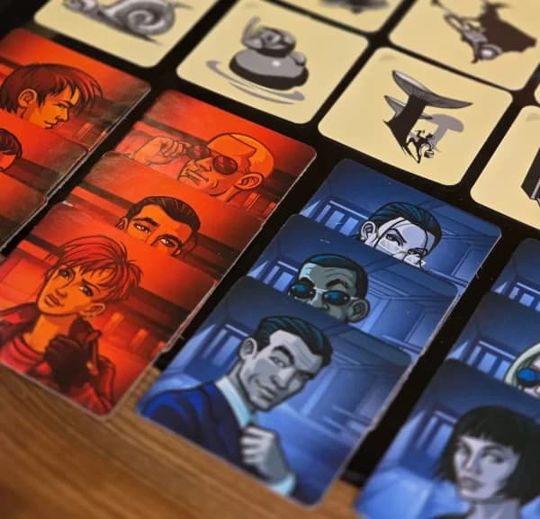بازی فکری کدنیمز تصاویر (Codenames) — تصویر ۴