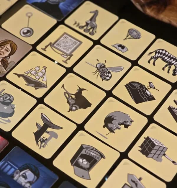 بازی فکری کدنیمز تصاویر (Codenames) — تصویر ۳