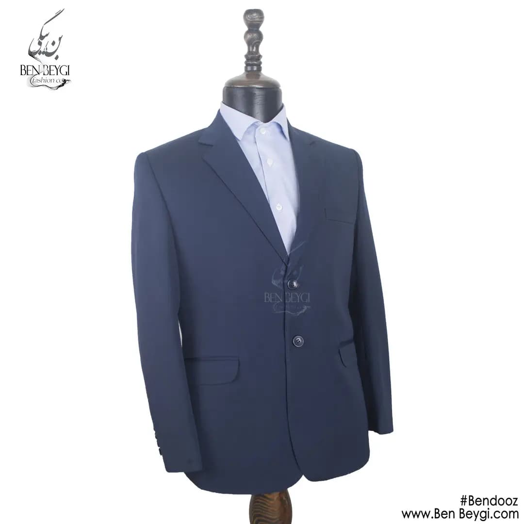 کت شلوار مردانه اداری پارچه فاستونی 80-20 رنگ سرمه ای یقه انگلیسی دو دکمه دو چاک کد 16867-MS — تصویر ۴