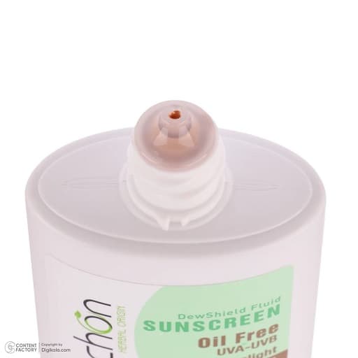 کرم ضد آفتاب رنگی فلوئیدی دیووشیلد شون با SPF 50 حجم 50 میلی لیتر — تصویر ۵