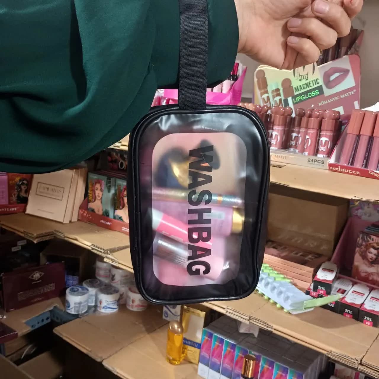 کیف آرایشی دستی برند واش بگ — تصویر ۲