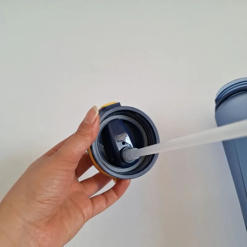 قمقمه اورجینال ورزشی EYUN ضامن دار 1 لیتر EY-711 — تصویر ۸