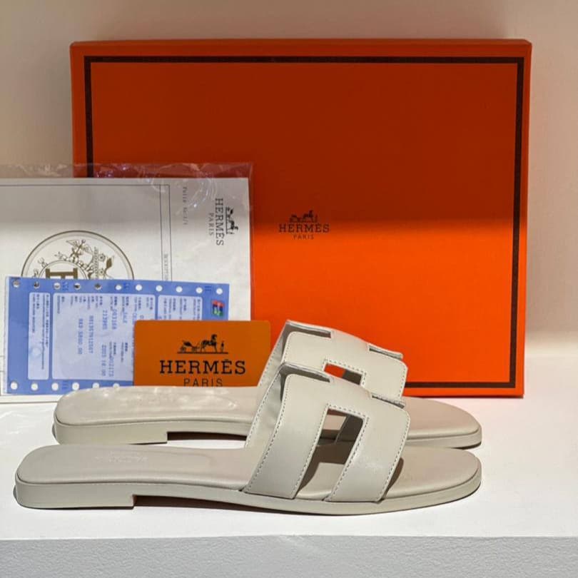 صندل زنانه هرمس اوران Hermès Oran Sandals — تصویر ۸
