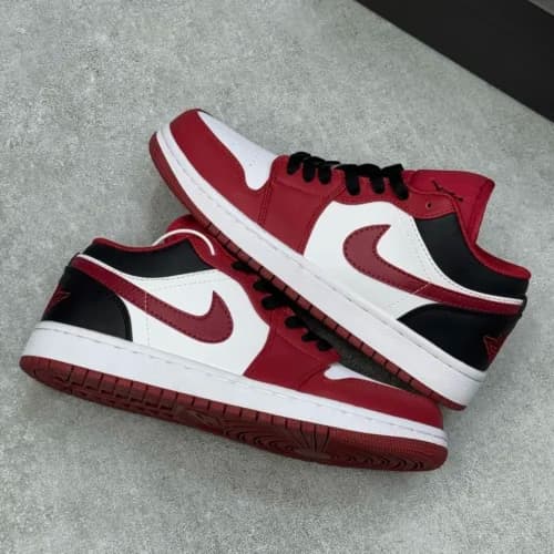 کفش کتونی زنانه و مردانه نایک ایر جردن 1 مشکی قرمز (Nike air jordan 1 Low Reverse BLACK TOE (Bulls — تصویر ۳
