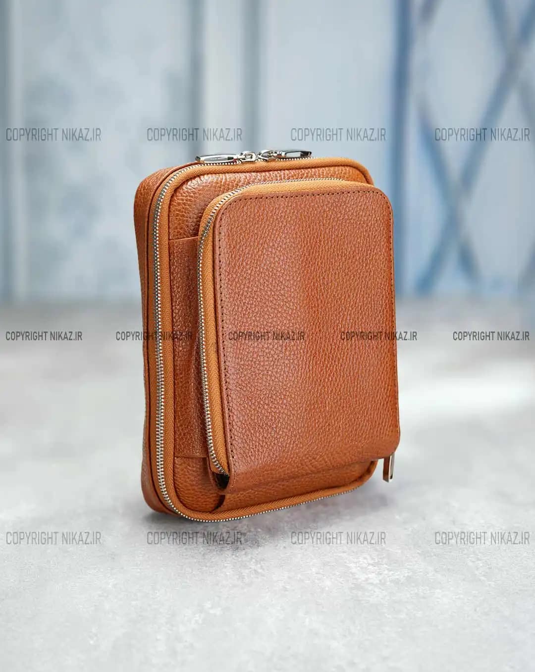 کیف دوشی مردانه چرم طبیعی مدل کاوه کد 2648 — تصویر ۲