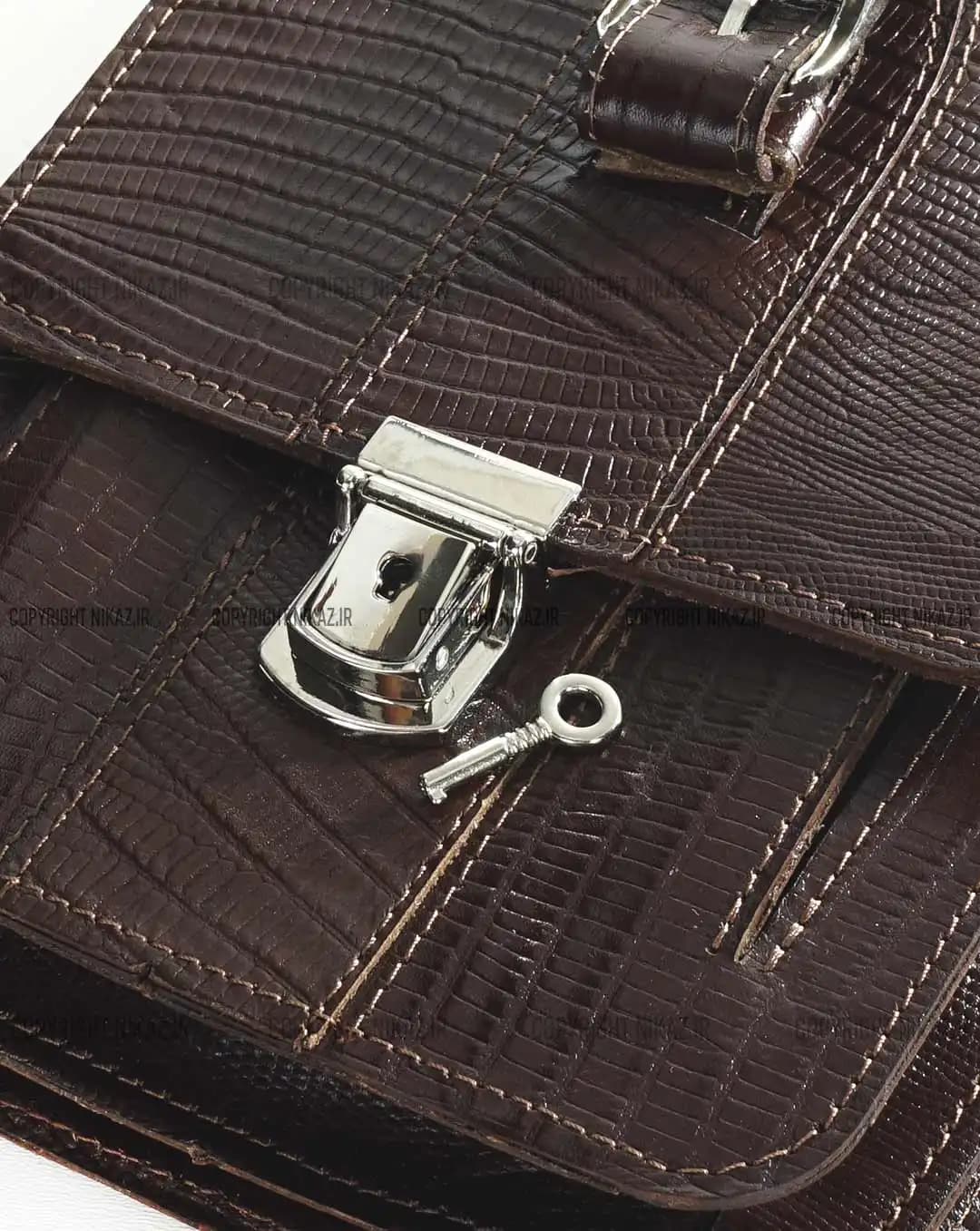 کیف دوشی مردانه چرم طبیعی مدل هیوا کد 2569 — تصویر ۶