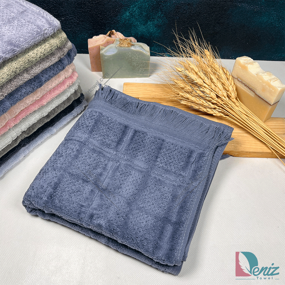 حوله دستی طرح مارتا رنگ آبی لاجوردی