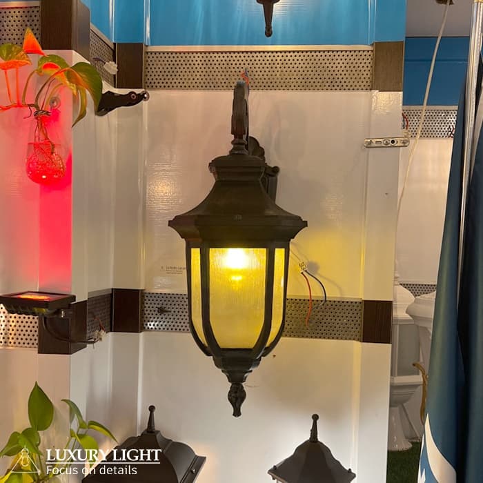 چراغ دیواری پلاستیکی زرین — تصویر ۸