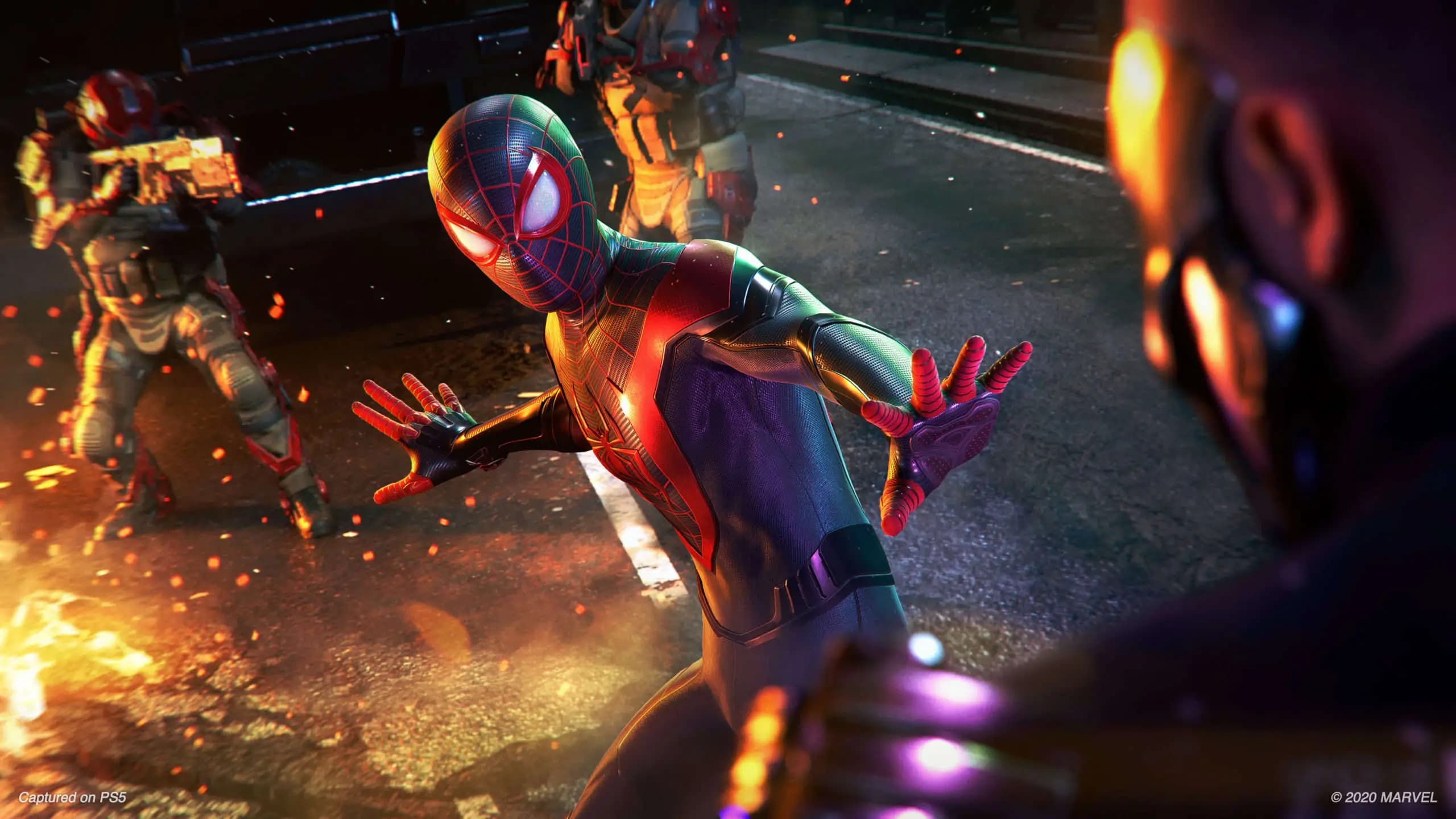 اکانت قانونی Marvel’s Spider-Man: Miles Morales Ultimate Edition برای PS5 — تصویر ۳