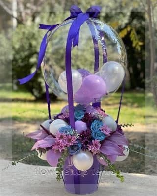 باکس گل برای نوزاد دختر لوکس برای جشنهای خاص و مهم زندگی