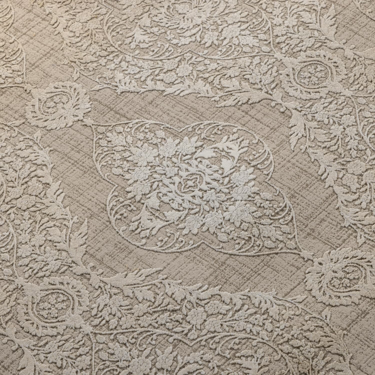 فرش ماشینی آریاس طرح وینتج زمینه قهوه ای کد M03137 — تصویر ۵