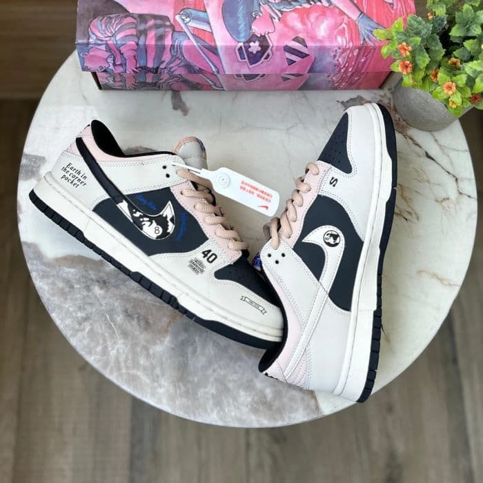 نایک دانک لو بلک بلو استوسی کرم Nike Sb Dunk Beige Black Blue x Stussy — تصویر ۴