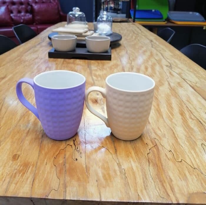 لیوان ماگ ساور مدل ۱۱۰۰۱۱ (ست بنفش و کرم – دست ۶ عددی) — تصویر ۳