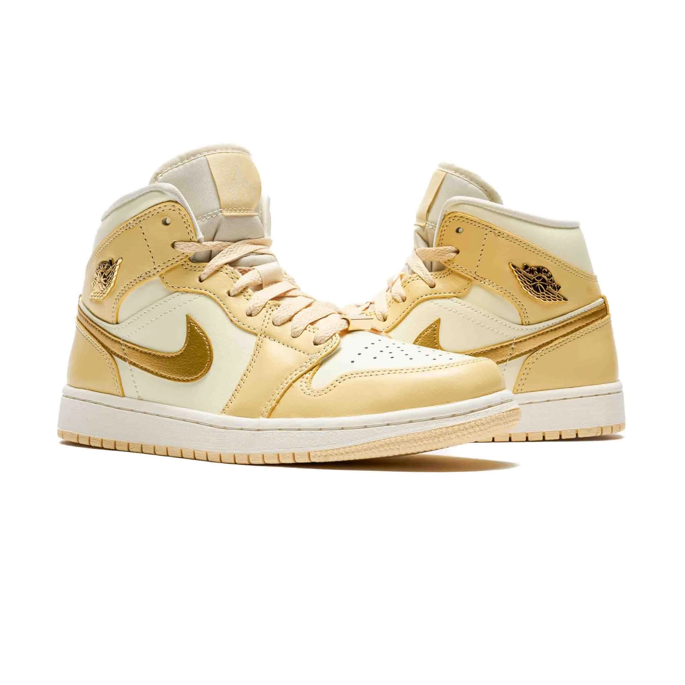 کتونی Nike مدل Air Jordan 1 Mid SE – FB9892-200 — تصویر ۳