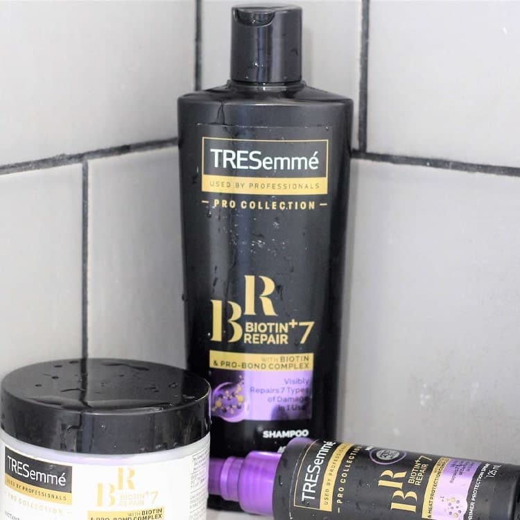 شامپو ترزمه ضد ریزش مو مدل biotin repair حجم 700 میل — تصویر ۲