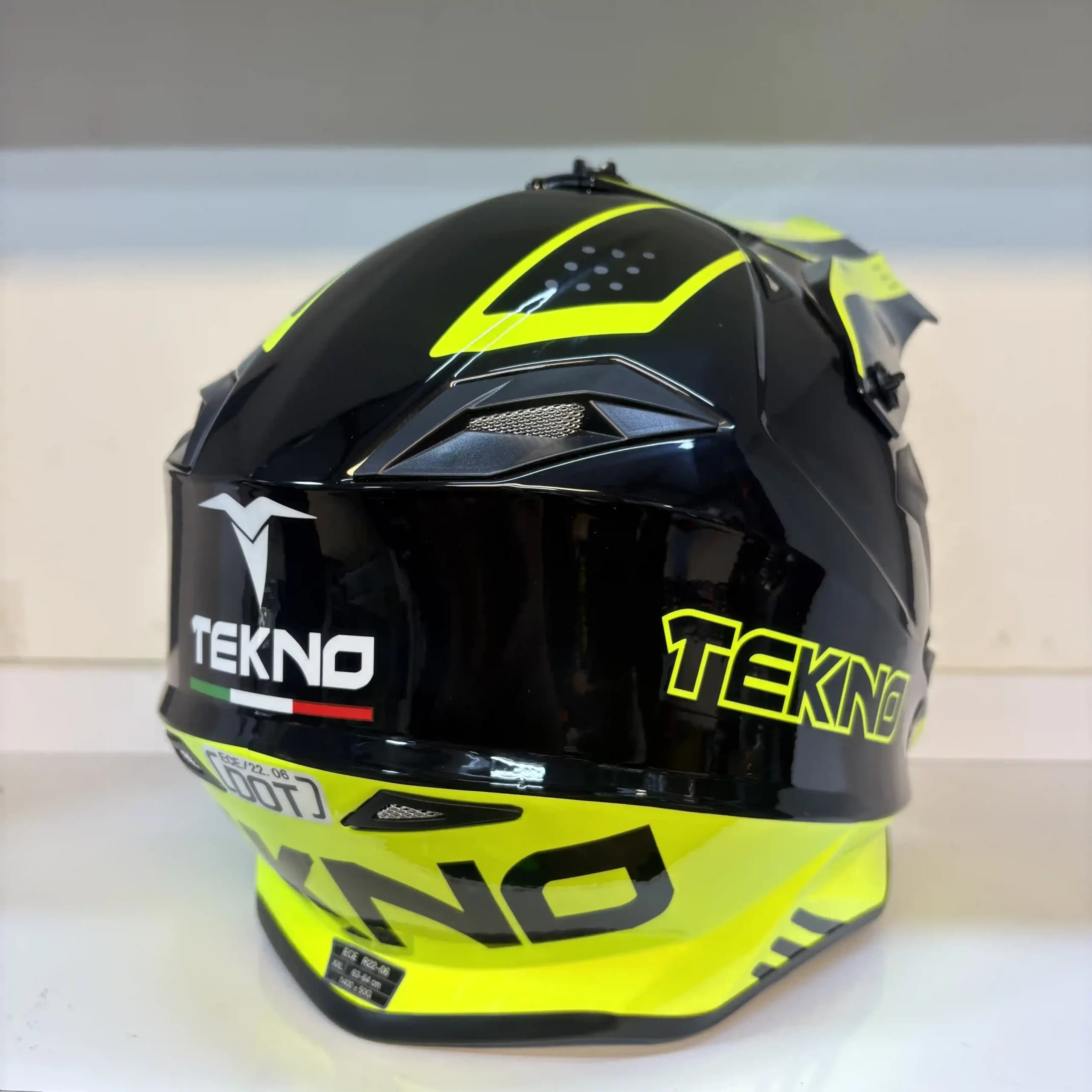 کلاه کراسی Tekno | ایمن، سبک و مناسب آفرود Yellow — تصویر ۳