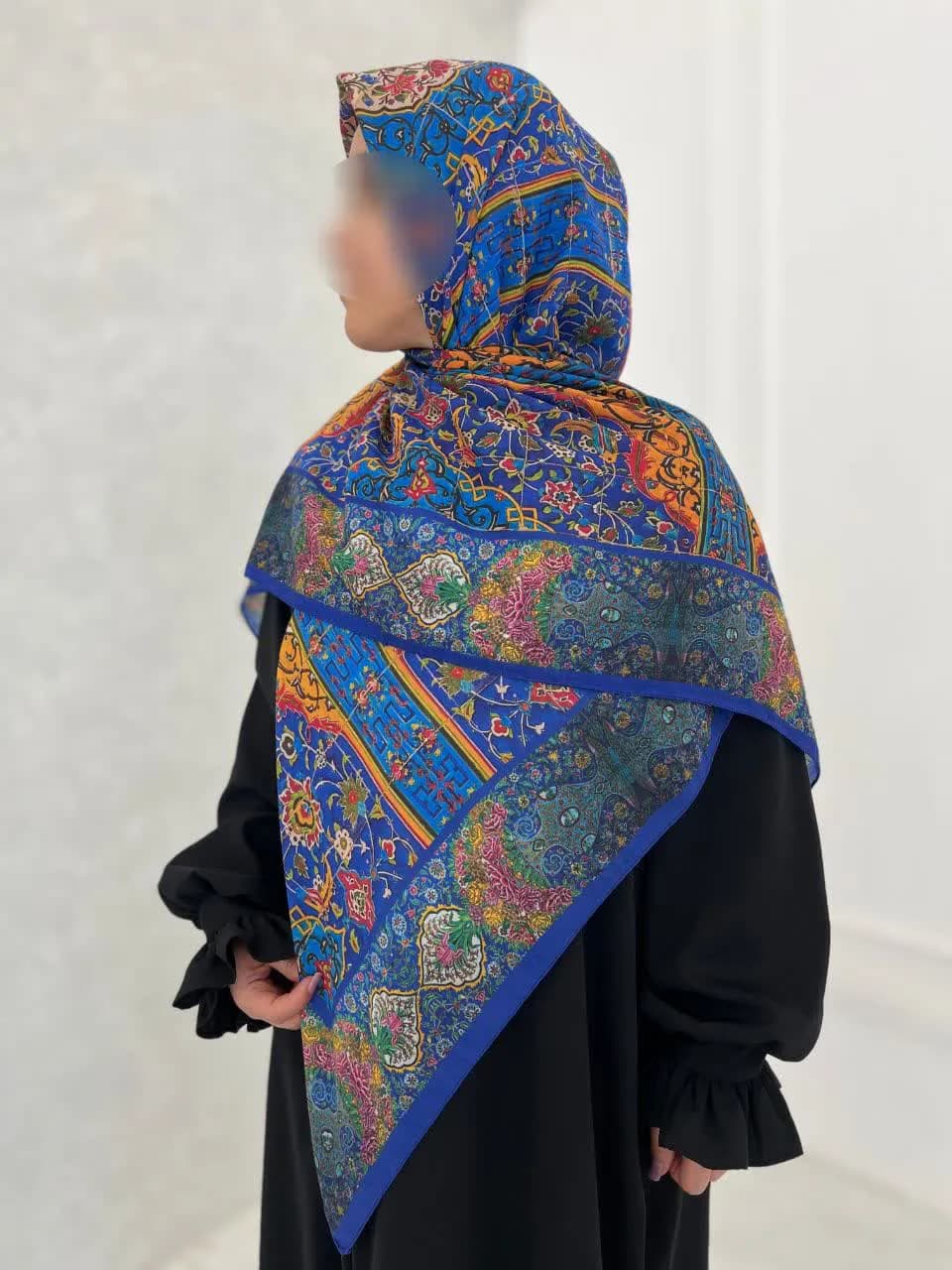 روسری سوپرنخ زنانه طرح گلزار رنگ آبی