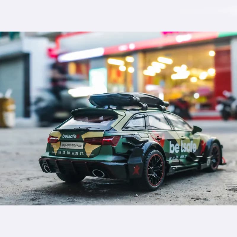 ماشین بازی فلزی عقبکش مدل AUDI RS6 اسپرت مقیاس 1:24، چراغدار و موزیکال — تصویر ۵