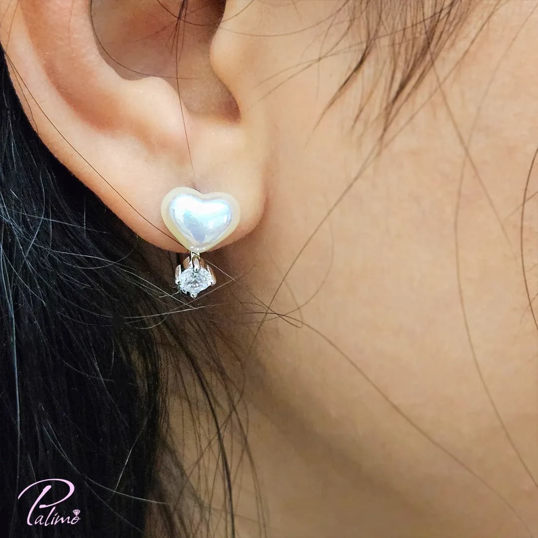 گوشواره نقره قلب مروارید E2112 با روکش طلای سفید — تصویر ۲