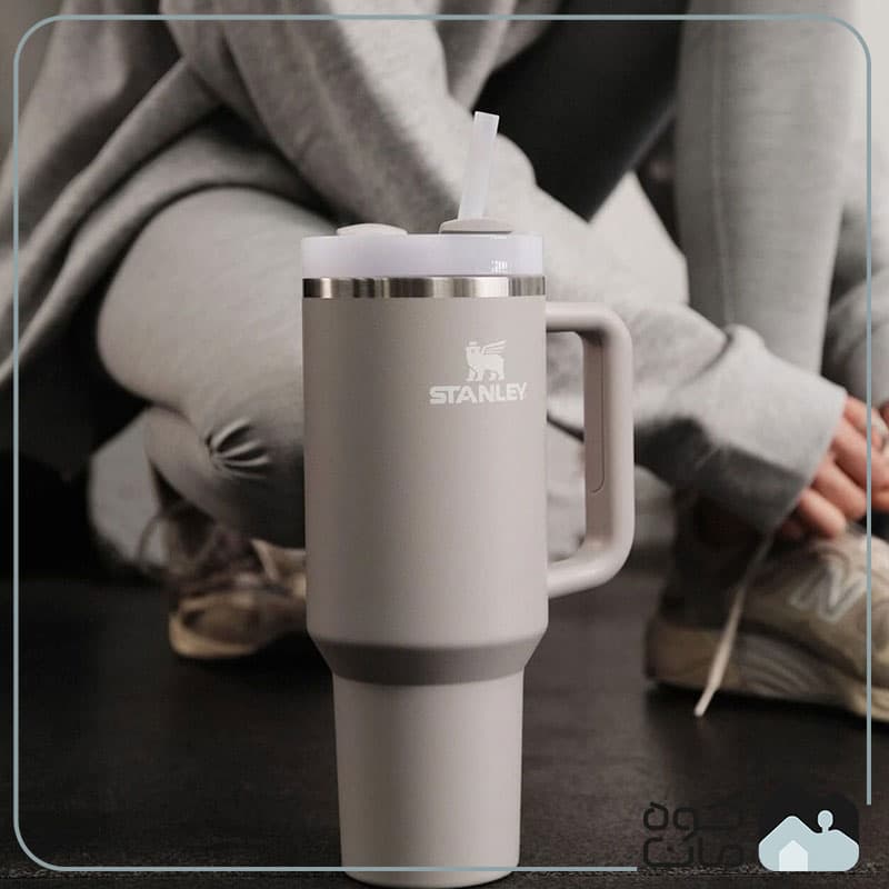 ماگ دسته دار استنلی مدل Quencher Tumbler H2.0 گنجایش 1.2 لیتر — تصویر ۸