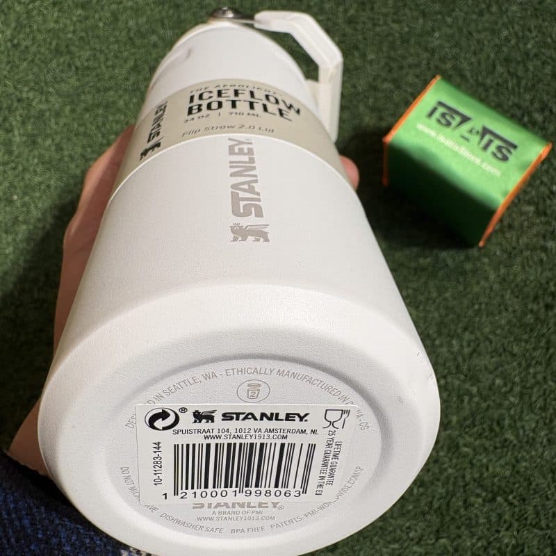 فلاسک آب 710 میلی لیتری با درب نی دار آیس فلو استنلی اورجینال STANLEY The IceFlow™ Bottle with Flip Straw Lid — تصویر ۷