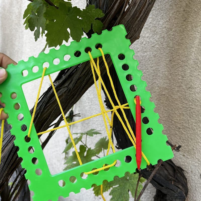 اسباب بازی قاب دوخت پلاستیکی مناسب تقویت دستورزی کودک +۲ سال — تصویر ۲
