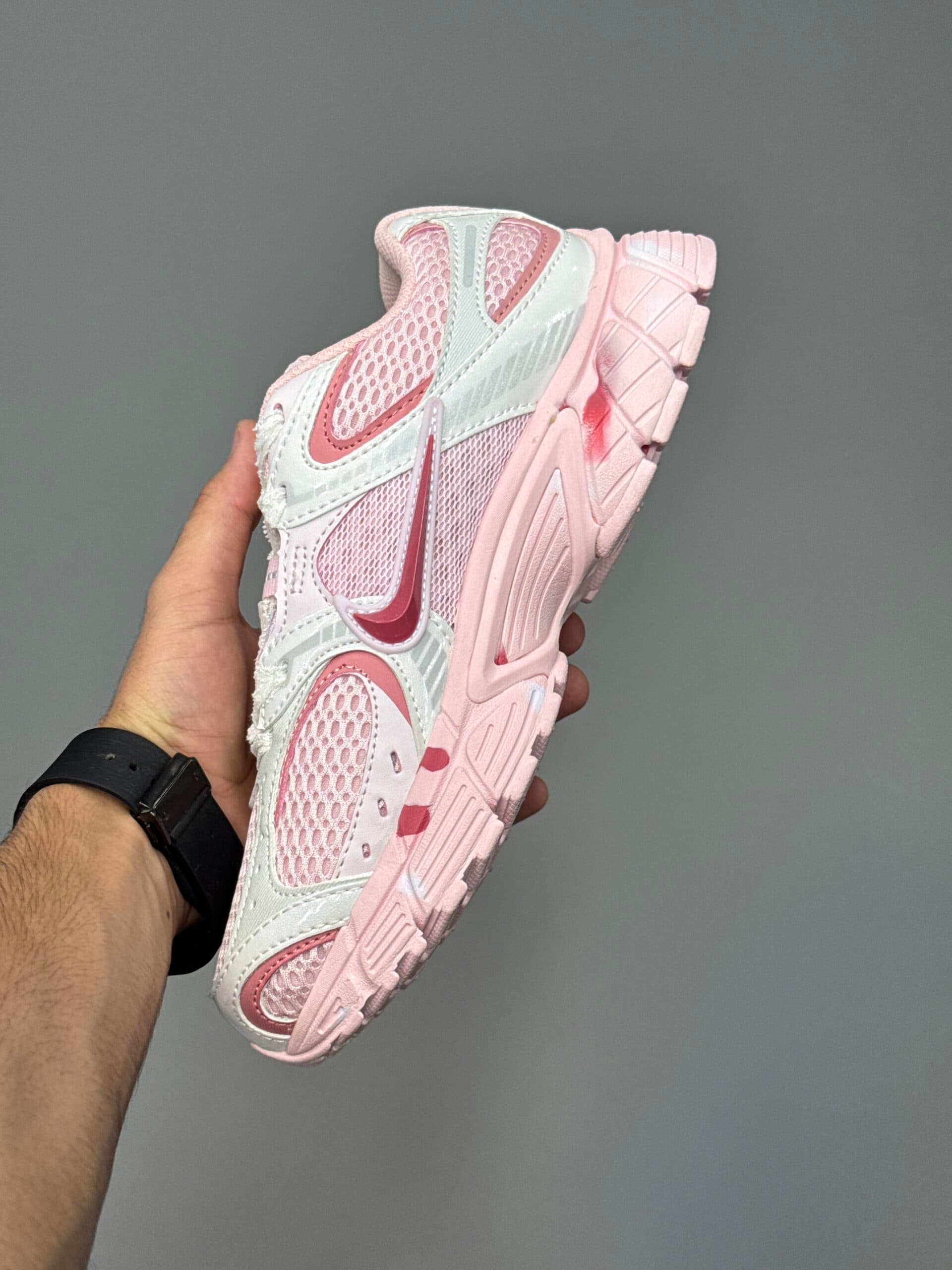 نایک وی فایو آر ان آر صورتی Nike V5 RNR Pink — تصویر ۴