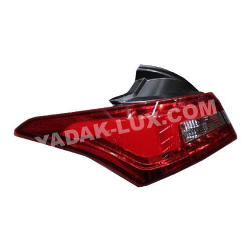 چراغ خطر روي گلگير راست آریزو 5