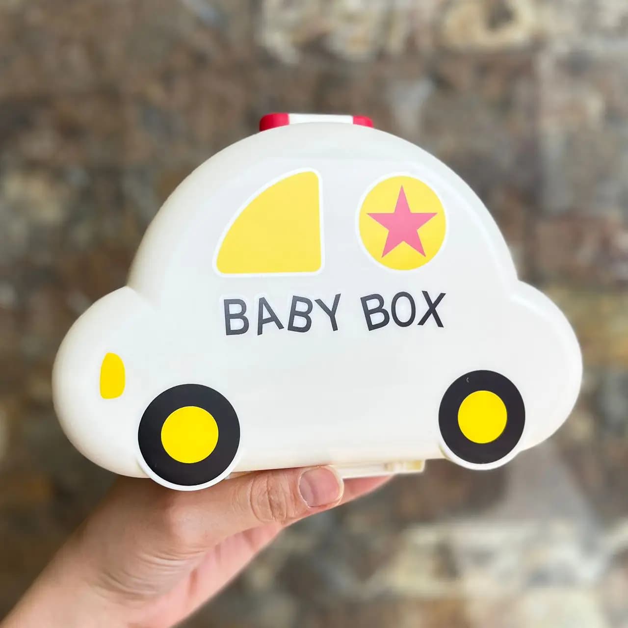 ست شیشه شور سیلیکونی و آبچکان مسافرتی طرح ماشین Baby Box — تصویر ۵