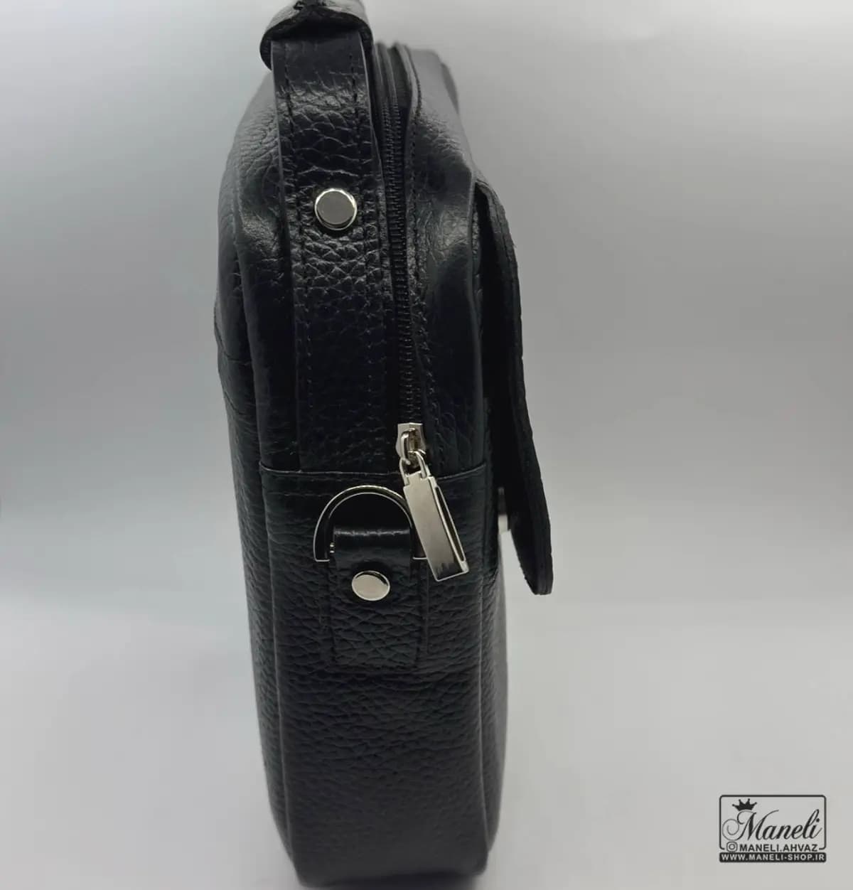 کیف رودوشی چرم طبیعی مشکی کروکدیلی درشت — تصویر ۴