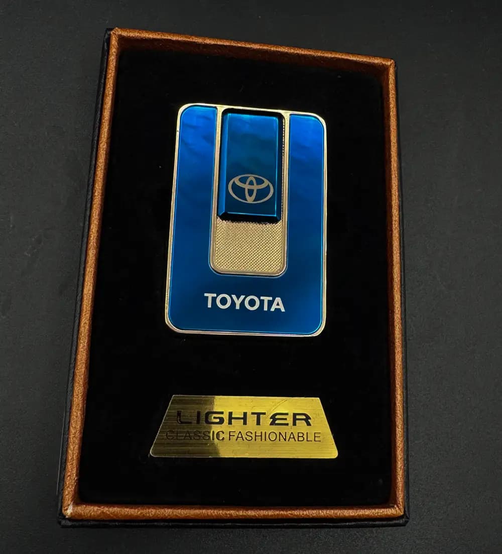 فندک المنتی آبی با لوگو Toyota — تصویر ۴
