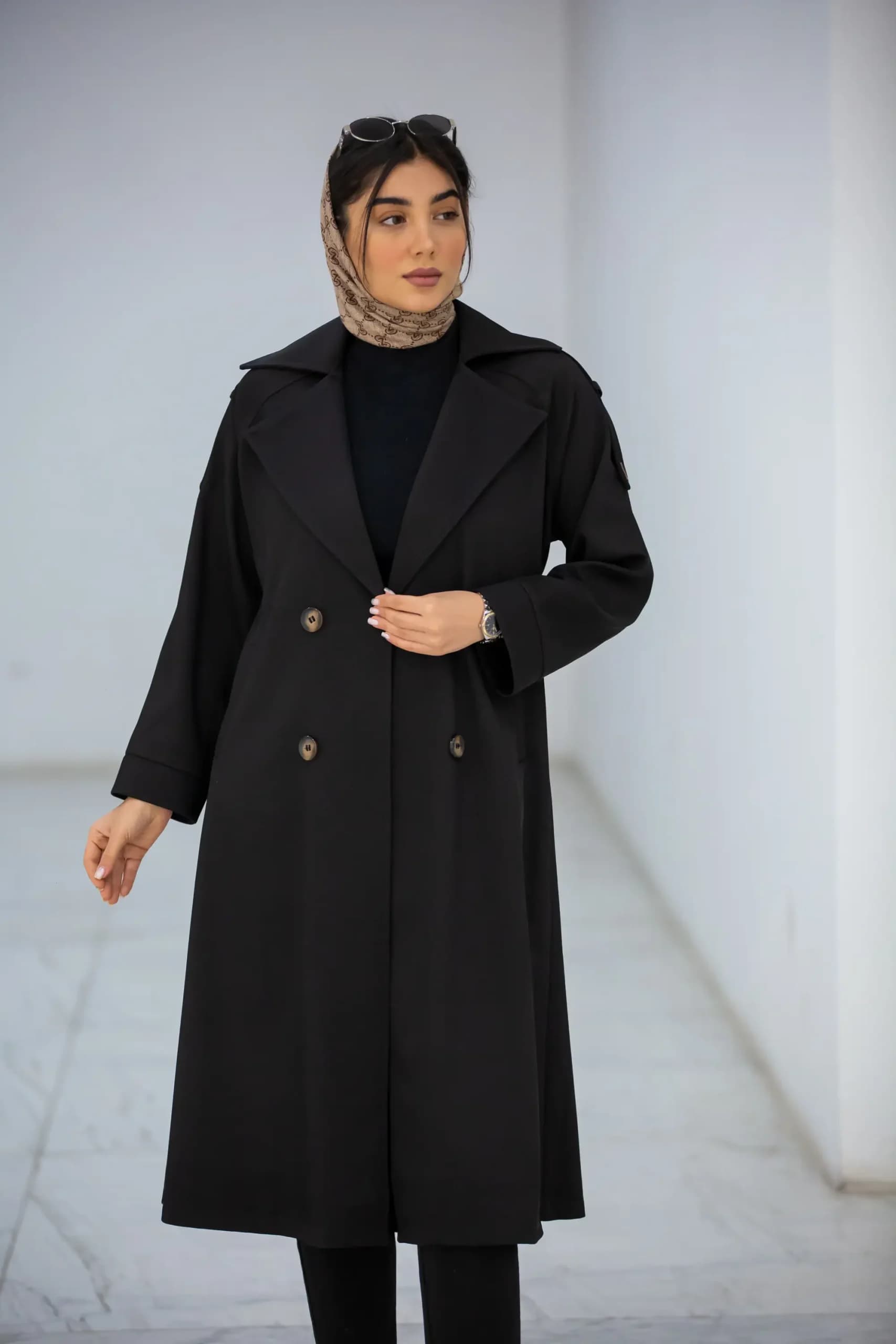 بارانی بلدینگ گلسا — تصویر ۷
